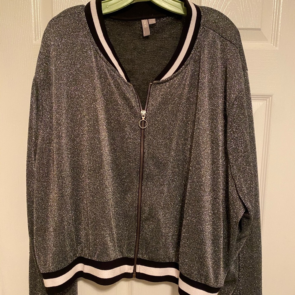 Cool, sporty, glittery jacket!